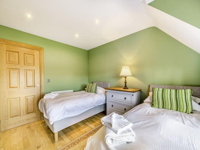 Twin bedroom | The Milking Parlour - Ellingham Cottages, Ellingham