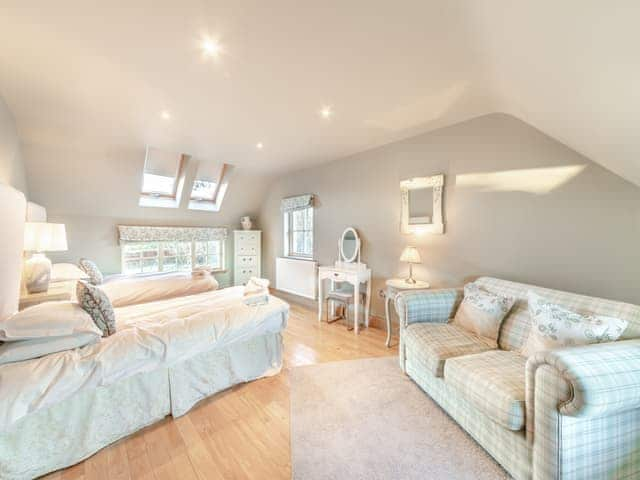 Twin bedroom | The Cider Press - Ellingham Cottages, Ellingham