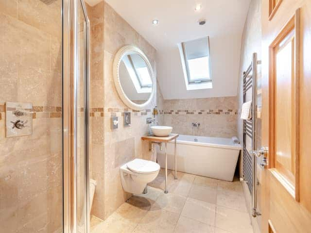 Bathroom | The Cider Press - Ellingham Cottages, Ellingham