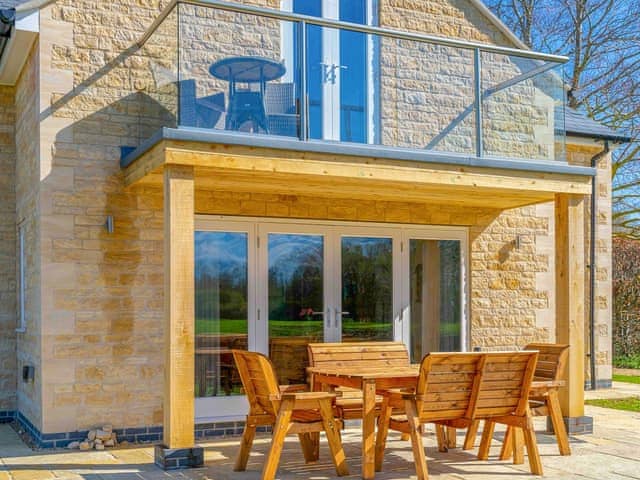 Sitting-out-area | The Roost - Fletland Holiday Hamlet , Baston, near Stamford