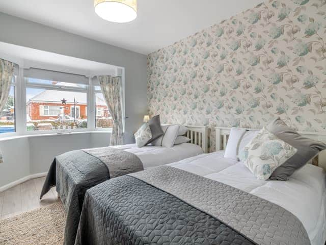 Twin bedroom | Roslyn, Hornsea