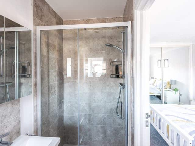 En-suite | Seascape, Sheringham