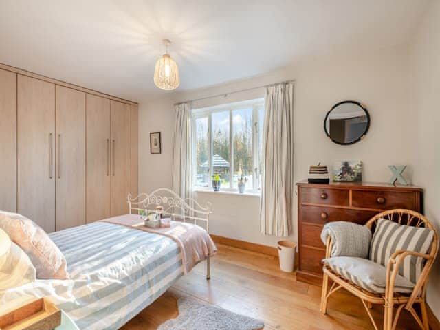 Double bedroom | Pear Tree Cottage, Southburgh, near Thetford