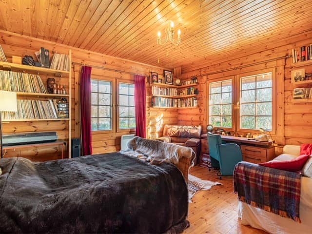 Double bedroom | Grebe Lodge (Lodge 6), Frettenham