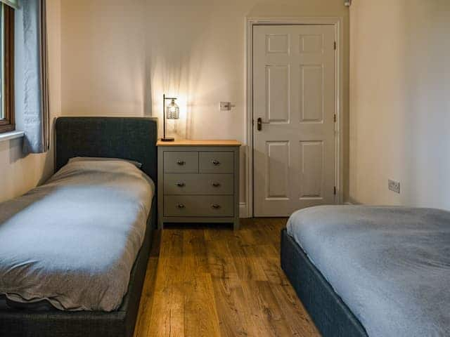 Twin bedroom | Fir Tree Lodge, Sewerby, near Bridlington