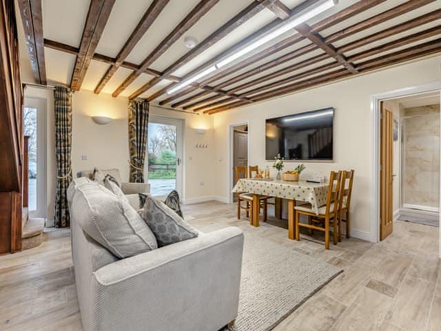 Open plan living space | Two Chainbridge Barns - Chainbridge Barns, Skegness