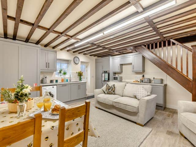 Open plan living space | Two Chainbridge Barns - Chainbridge Barns, Skegness