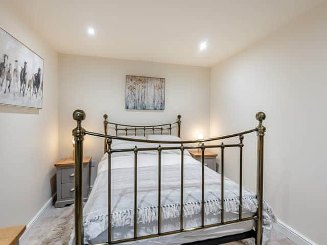 Double bedroom | Two Chainbridge Barns - Chainbridge Barns, Skegness