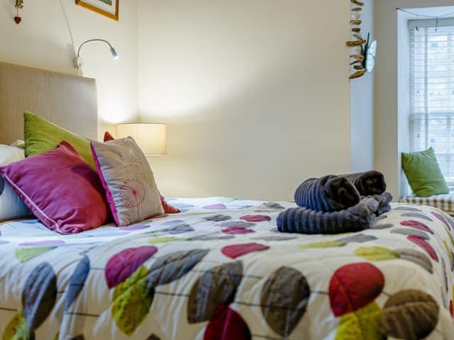 Double bedroom | Bayside Cottage - Bayside and Puffin Holidays, Bamburgh