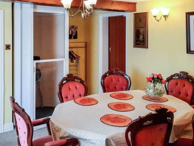 Dining room | Queensland Cottage, Saint Margaret&rsquo;s at Cliffe