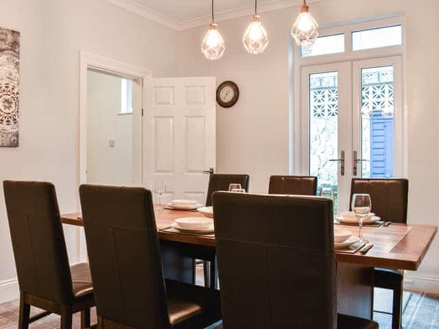 Dining room | Deer&rsquo;s Den, Scarborough