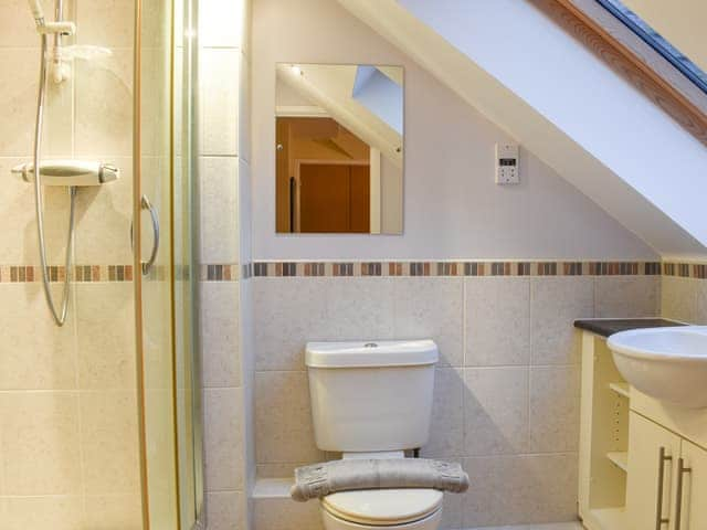 En-suite | The Retreat, Whitby