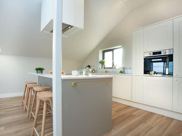 Kitchen area | Rosefern, Tintagel