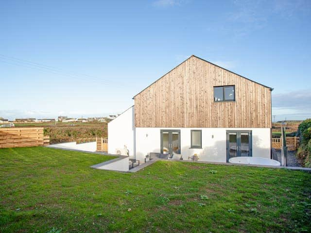 Exterior | Rosefern, Tintagel