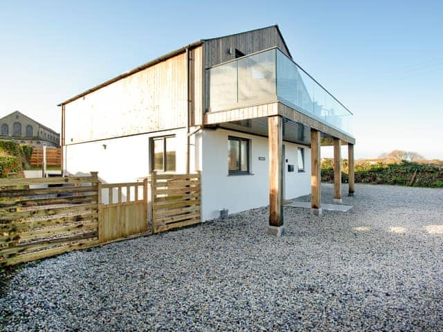 Exterior | Rosefern, Tintagel