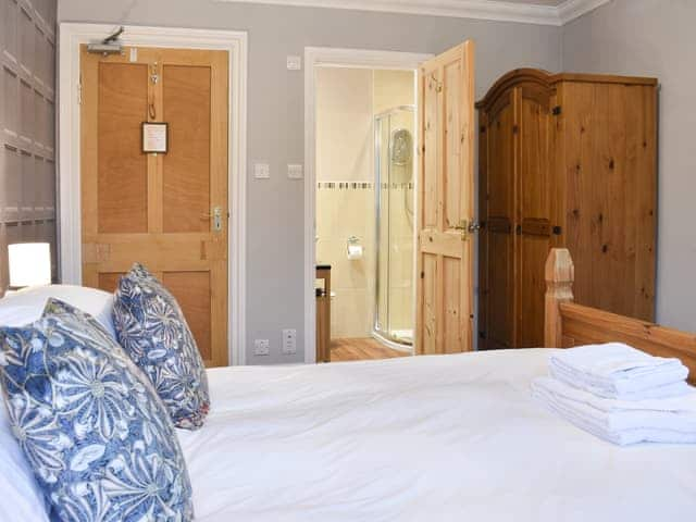 Double bedroom | Pitcairn Retreat- Pitcairn House - Pitcairn Retreat, Keswick