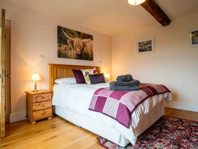Double bedroom | Rimmers Farmhouse, Wichenford, near Worcester