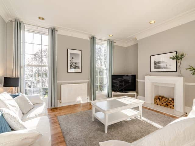 Living room | Waimea House, Scarborough