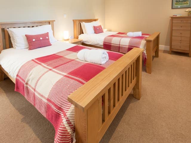 Twin bedroom | Ash Cottage - Ash and Oak Cottages, near Rothbury