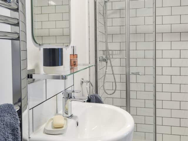 Shower room | Number 1, Alnwick