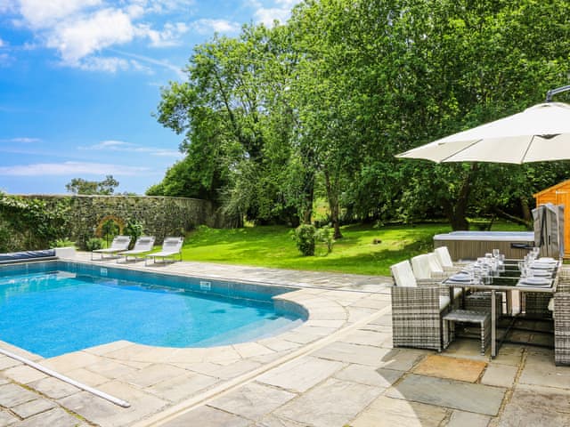 Swimming pool | Canonteign Cottage, Christow
