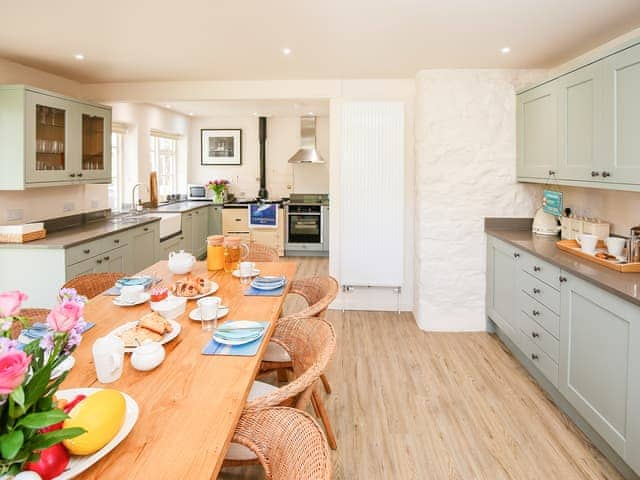 Kitchen/diner | Canonteign Cottage, Christow