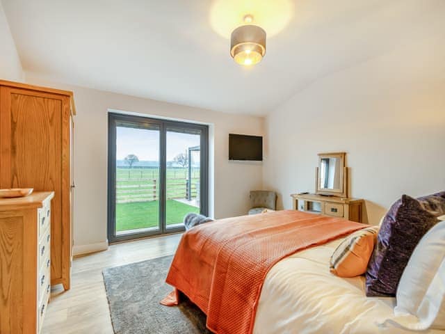 Double bedroom | The Workshop - Ryehills Farm, Pickering