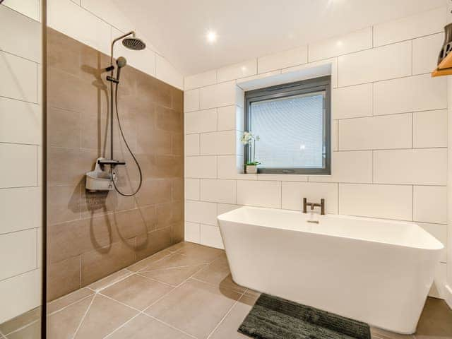 Bathroom | The Workshop - Ryehills Farm, Pickering