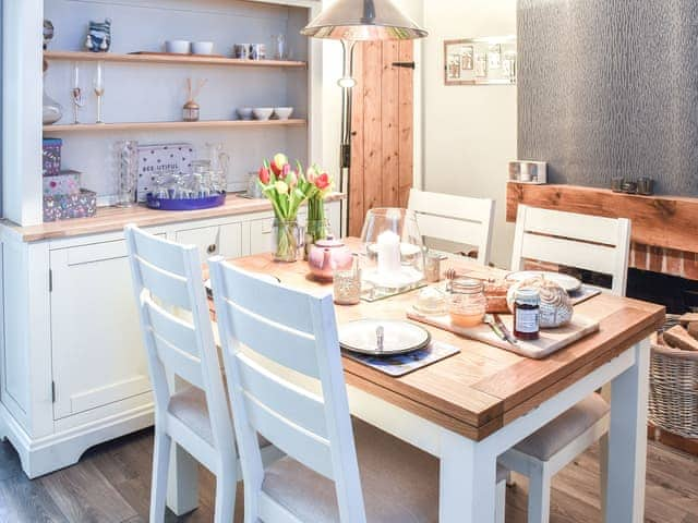 Dining room | Fuchsia Cottage, Sea Palling