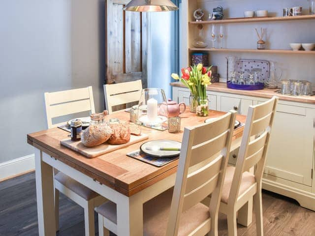 Dining room | Fuchsia Cottage, Sea Palling