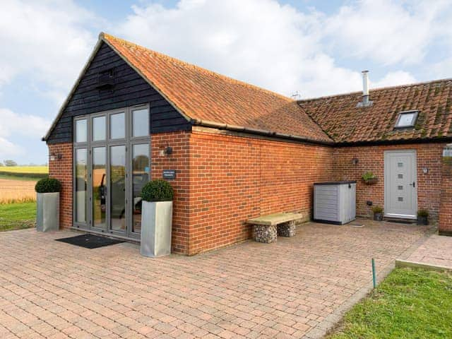 Exterior | Archie&rsquo;s Barn, Weston Longville