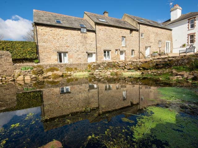 Setting | Torfield - Lower Elsford Farm, Lustleigh, near Bovey Tracey