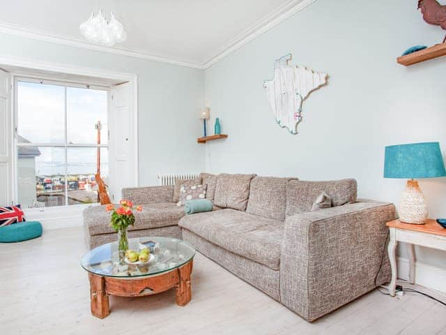 Living area | Quarterberth, Brixham