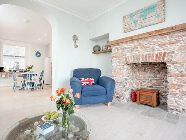 Living area | Quarterberth, Brixham