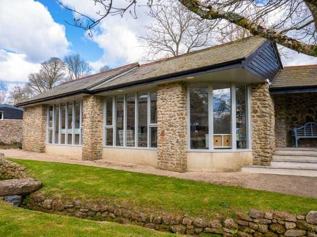 Shared recreation room | Lower Elsford Farm, Lustleigh, near Bovey Tracey