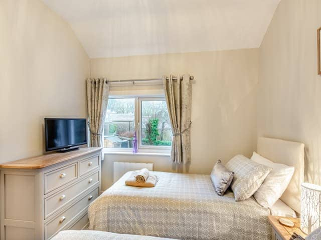 Twin bedroom | Pennypot Cottage, Kettlewell