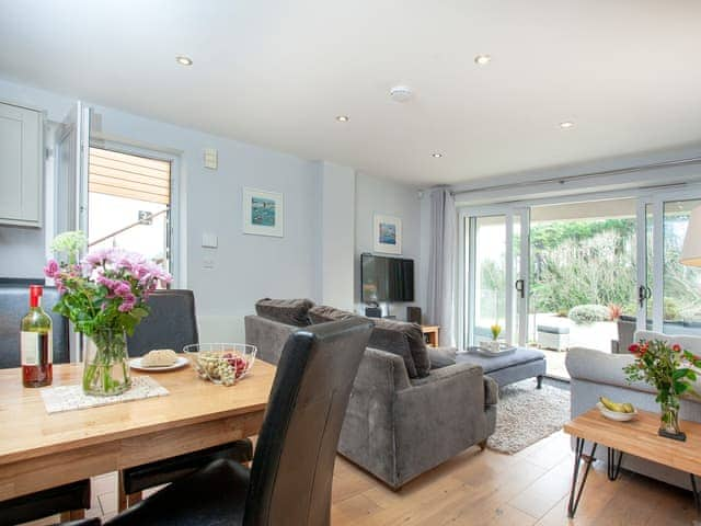 Dining Area | Lapwing 1, Brixham