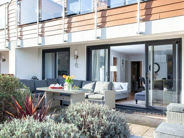 Exterior | Lapwing 1, Brixham