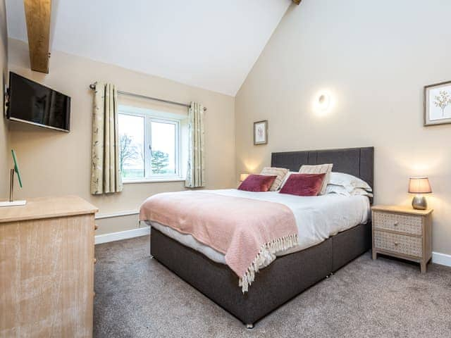 Double bedroom | Oyster Catcher - Gibralter Barns, Skegness