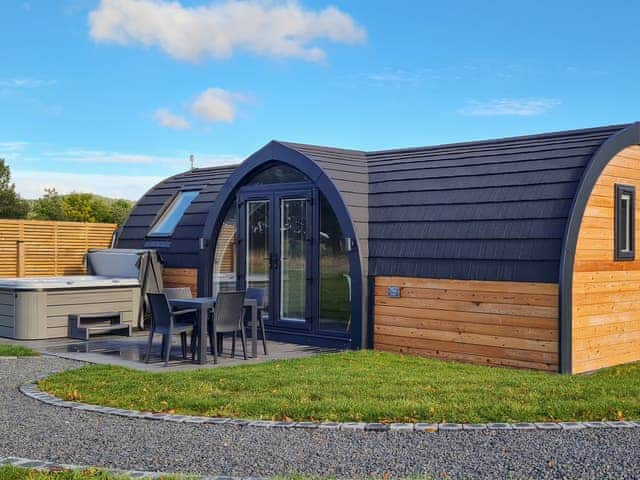 Exterior | The Earls Lodge - Eastridge Glamping, Habberley