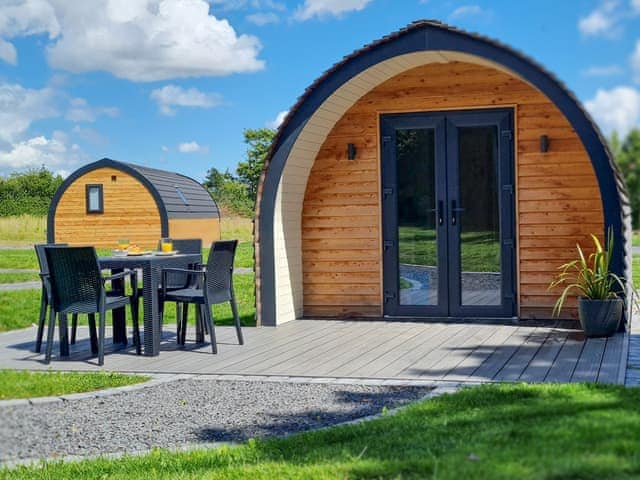 Exterior | The Ragleth - Eastridge Glamping, Habberley