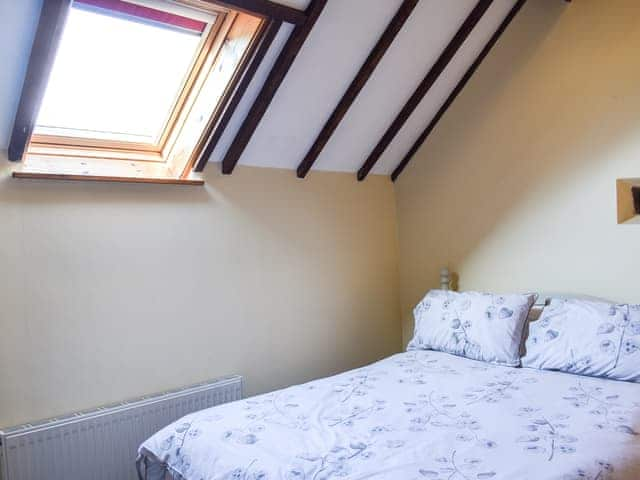 Double bedroom | Brookside Cottage - Bilston Brook Farm, Litchfield, near Stafford