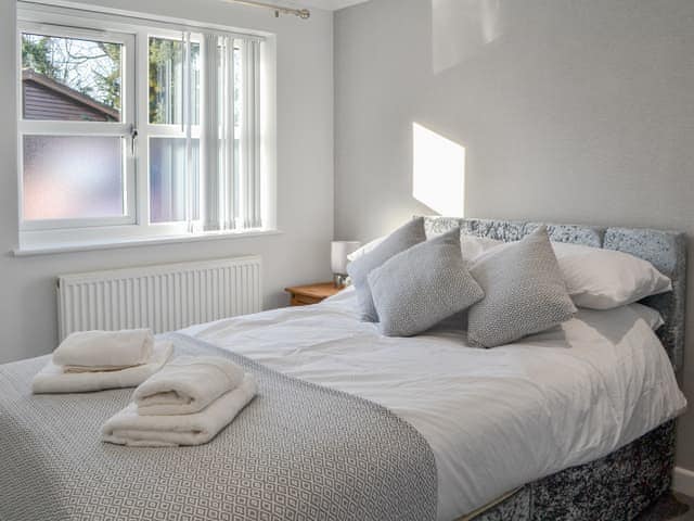 Double bedroom | California Cottage - Colorado Cottages, Wilberfoss