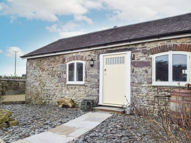 Exterior | Pipistrelle Cottage - Upper Farm Barns, Mathry, near St Davids