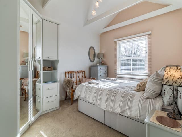 King size bedroom | Chandler&rsquo;s Cottage, West Mersea