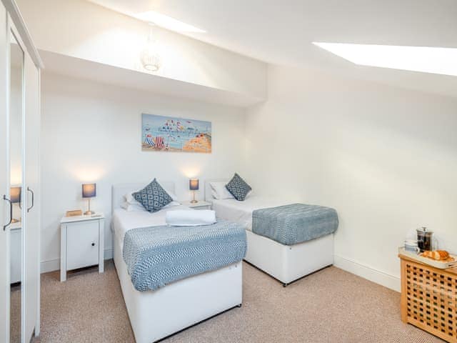 Twin bedroom | Dimmock Cottage, Bacton