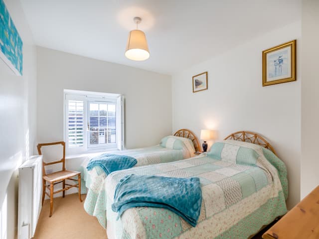 Twin bedroom | Quince Cottage, Withiel, near Bodmin and Wadebridge