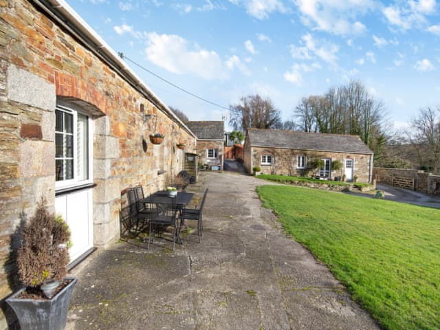 Sitting-out-area | Quince Cottage, Withiel, near Bodmin and Wadebridge