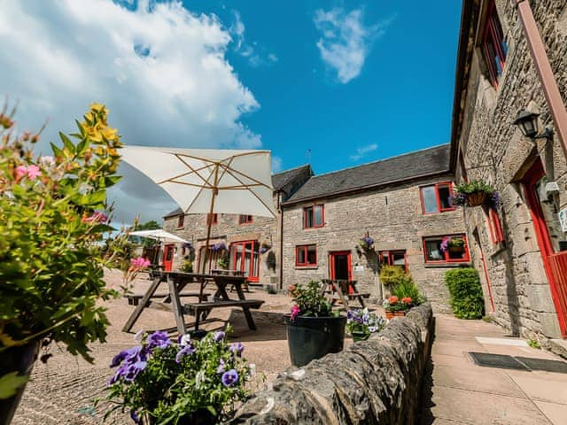 Exterior | Elm Cottage - Broadhurst Farm Holiday Cottages, Waterhouses