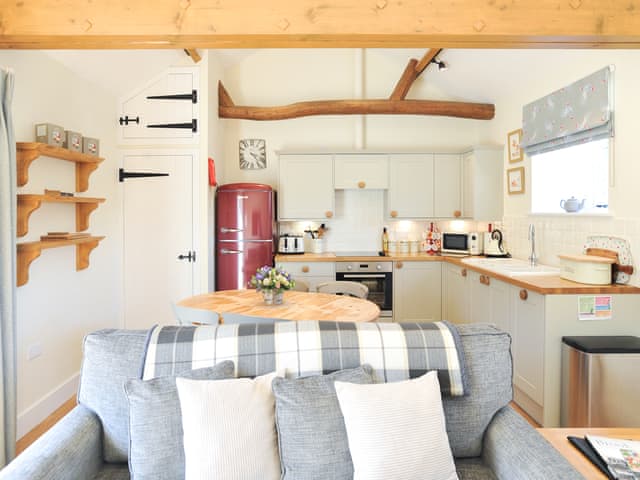 Open plan living space | Palomino Cottage - Brook Farmhouse Cottages, Brook, near Brighstone